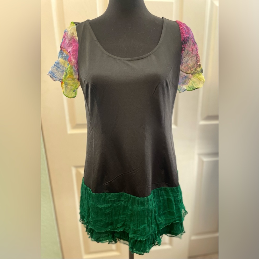 Cisleya black top with Silk ruffled contrast - multicolored detail